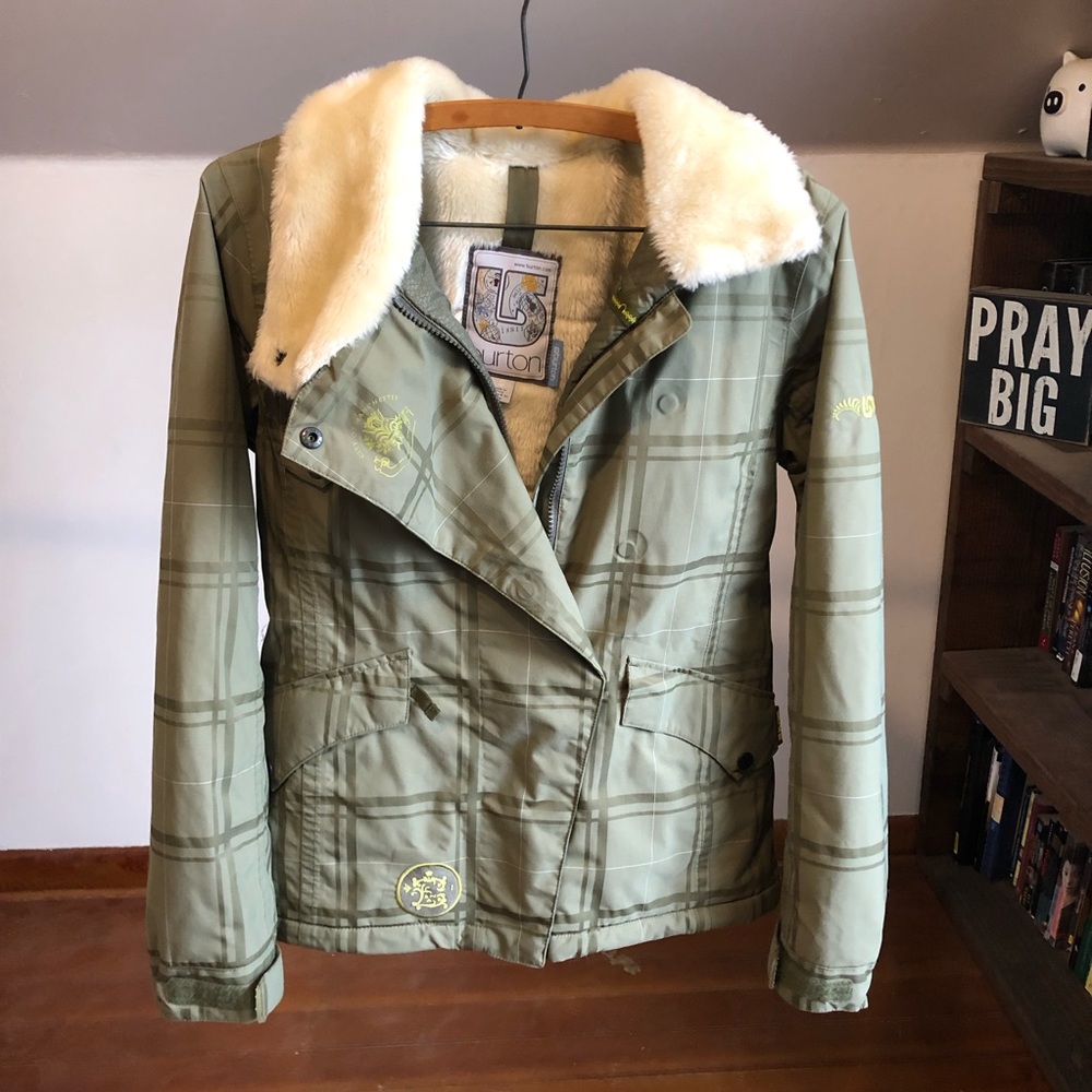 Burton Ski/Snowboarding Jacket Size Small!